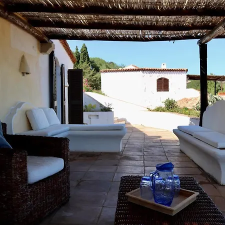 Holiday home I Fiori Gialli Di Cala Di Volpe
