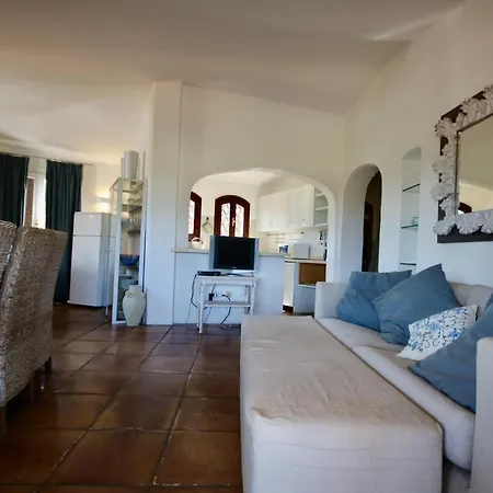 I Fiori Gialli Di Cala Di Volpe * Abbiadori
