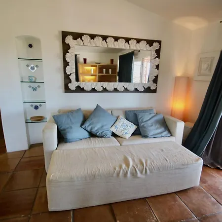 I Fiori Gialli Di Cala Di Volpe Holiday home