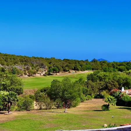 I Fiori Gialli Di Cala Di Volpe Holiday home
