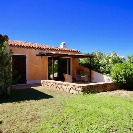 Holiday home I Fiori Gialli Di Cala Di Volpe Abbiadori