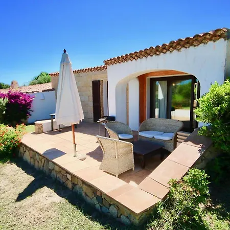 I Fiori Gialli Di Cala Di Volpe Holiday home