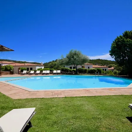 Ferienhaus I Fiori Gialli Di Cala Di Volpe *