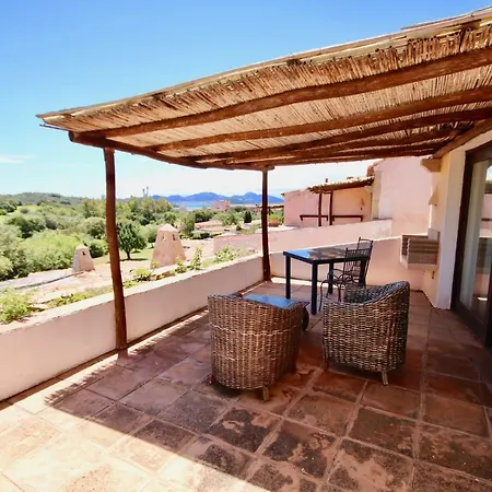 Ferienhaus I Fiori Gialli Di Cala Di Volpe *