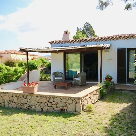 Holiday home I Fiori Gialli Di Cala Di Volpe