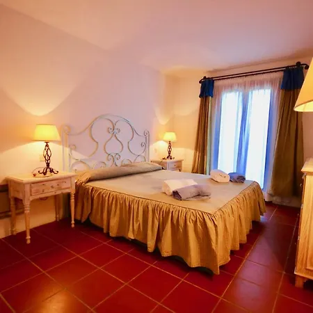 Holiday home I Fiori Gialli Di Cala Di Volpe