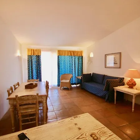 I Fiori Gialli Di Cala Di Volpe Ferienhaus