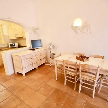 Holiday home I Fiori Gialli Di Cala Di Volpe *