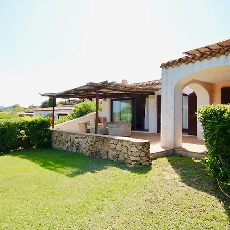 Holiday home I Fiori Gialli Di Cala Di Volpe