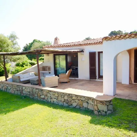 Ferienhaus I Fiori Gialli Di Cala Di Volpe *
